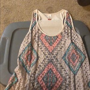 Cream designed tank top